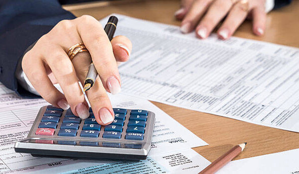 The Big Benefits of Hiring Experts for Small Business Taxes and Accounting